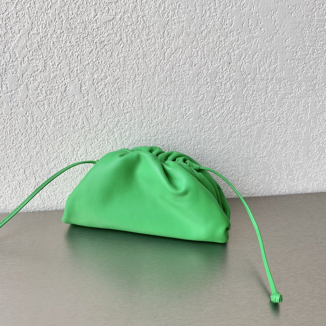 Bottega Veneta Mini Pouch Green. For Women. Women-s Bags 8.7in/22cm 585852V1BW03724 - Soul Replicas