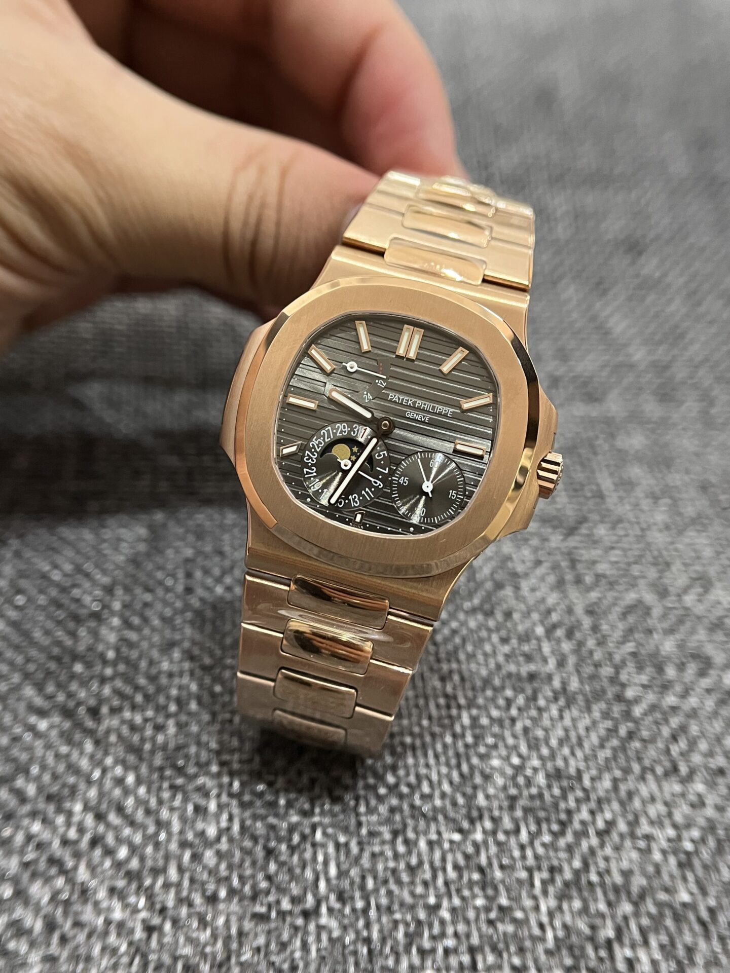 Patek Philippe Replica Watch Nautilus 5712R Gray Dial GR Factory 40mm - Soul Replicas