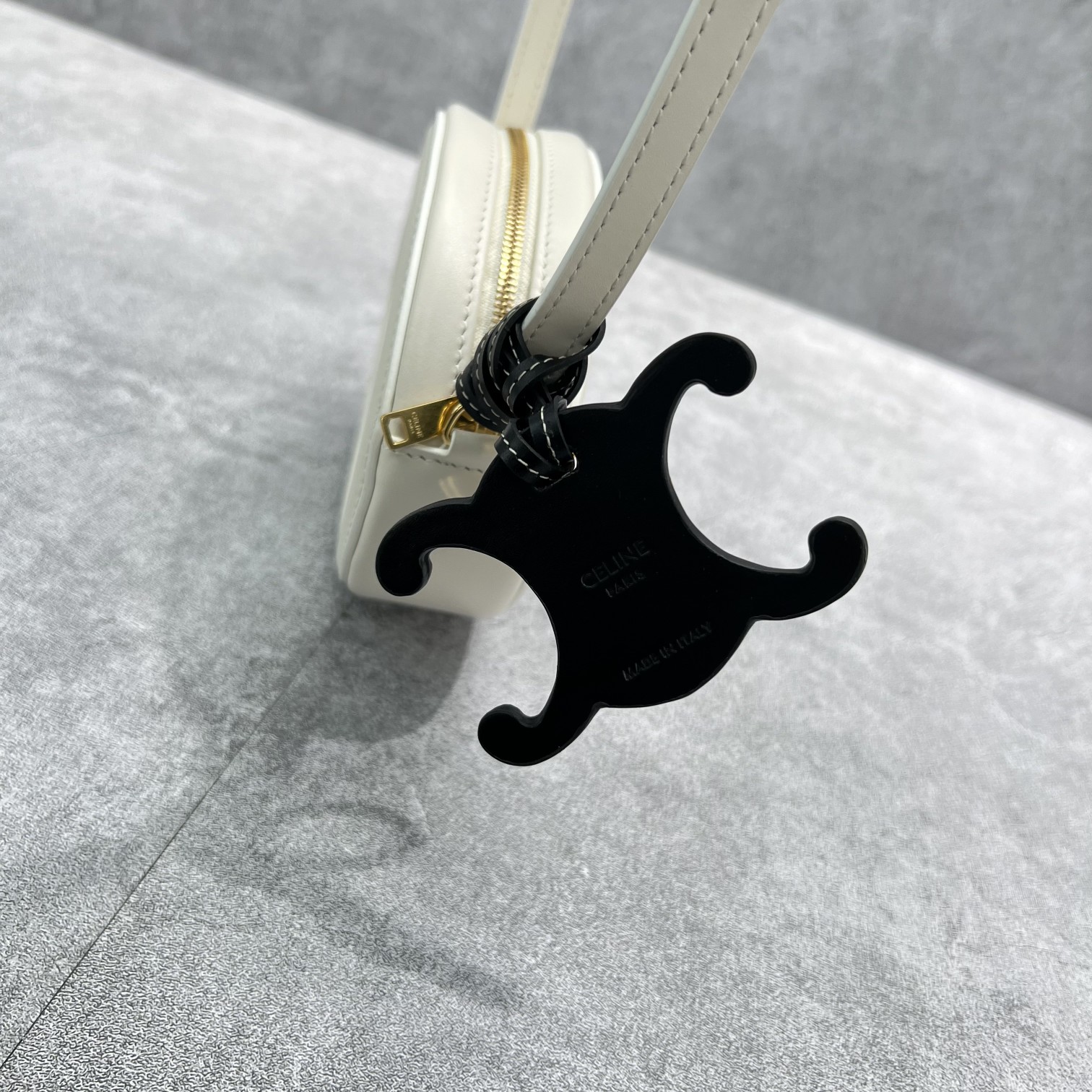 Celine Crossbody Oval Purse Cuir Triomphe White For Women 6in/16cm - Soul Replicas