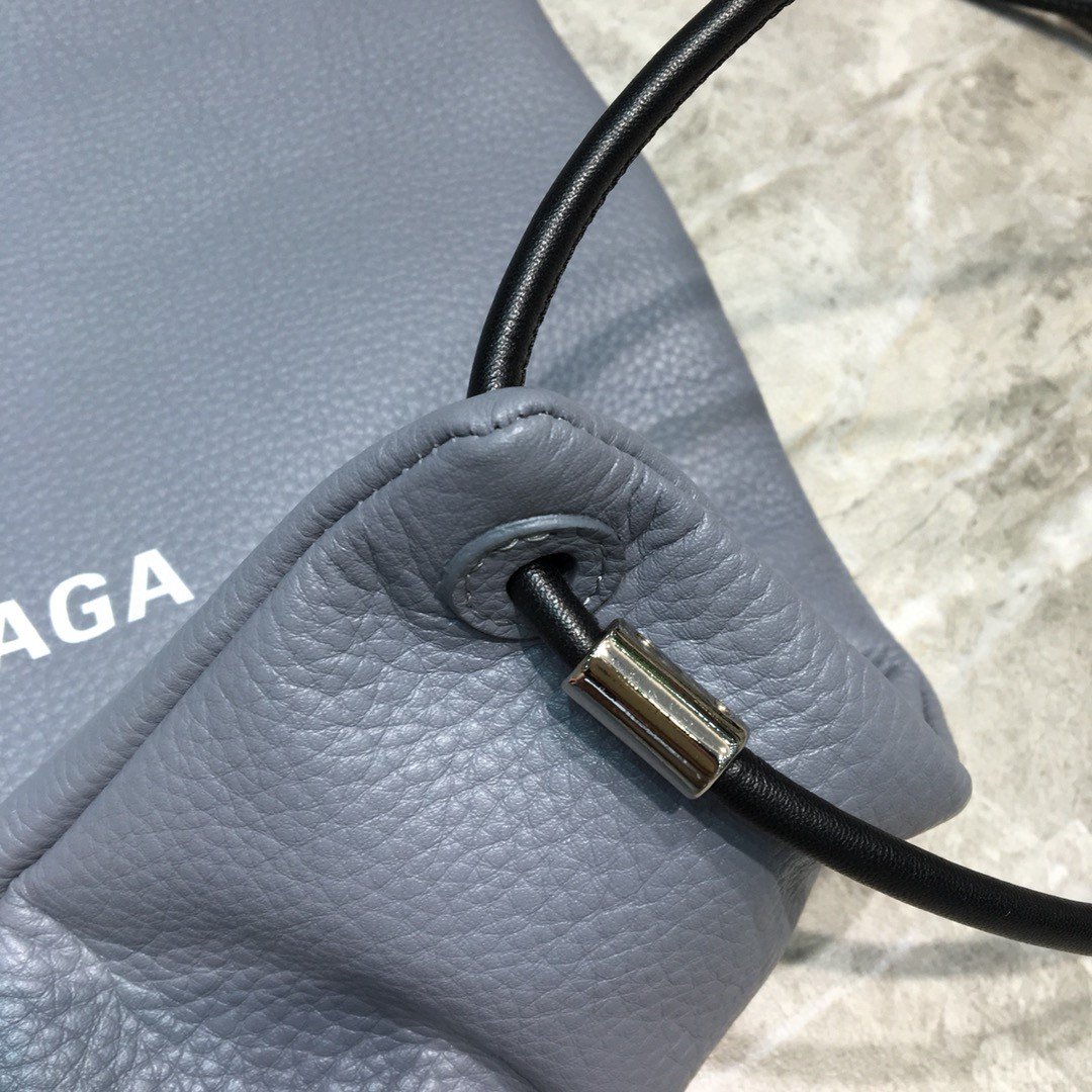 Balenciaga Everyday Drawstring Backpack In Grey. For Women. Women-s Bags 18.5in/47cm - Soul Replicas