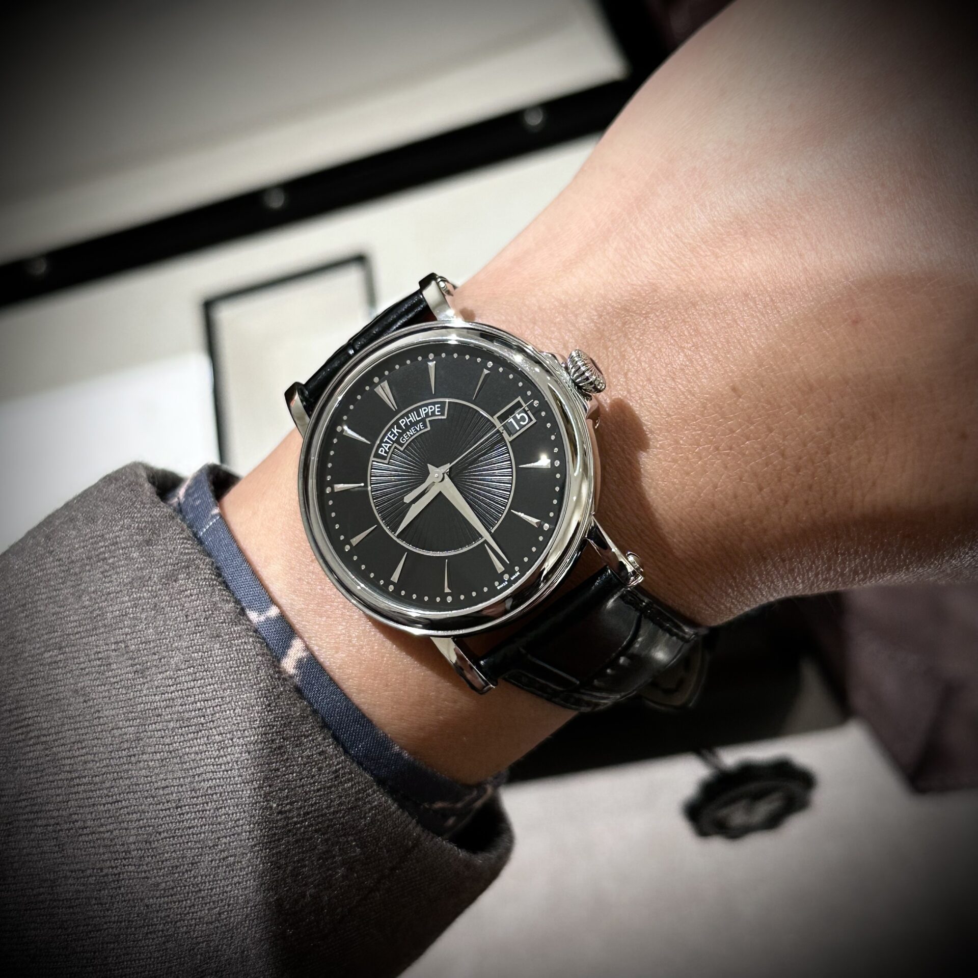 Patek Philippe Calatrava 5153 Replica Watch Black ZF Factory 38mm - Soul Replicas