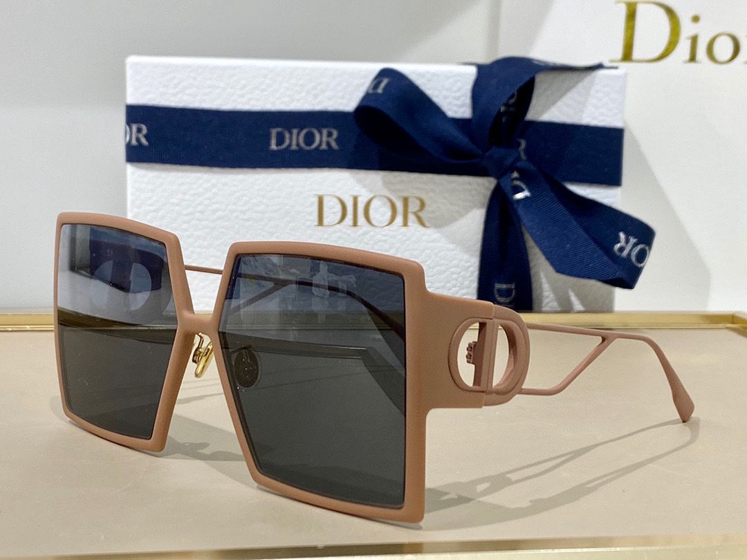 Dior 30 Montaigne SU - Soul Replicas