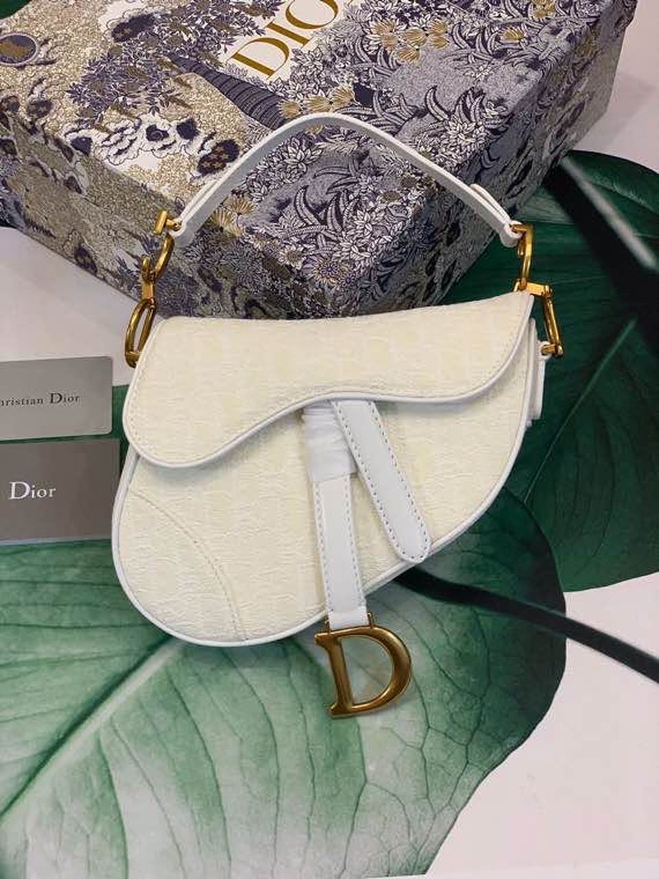 Christian Dior Saddle Bag White Dior Oblique Embroidered Canvas Gold Toned Hardware For Women 21cm/8.5in CD - Soul Replicas