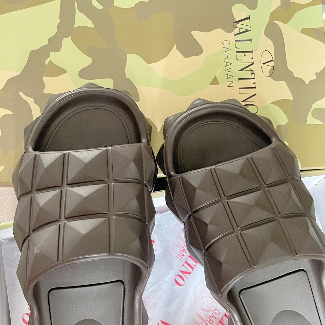 Valentino Garavani Roman Stud Turtle Rubber Slide Brown For Women - Soul Replicas