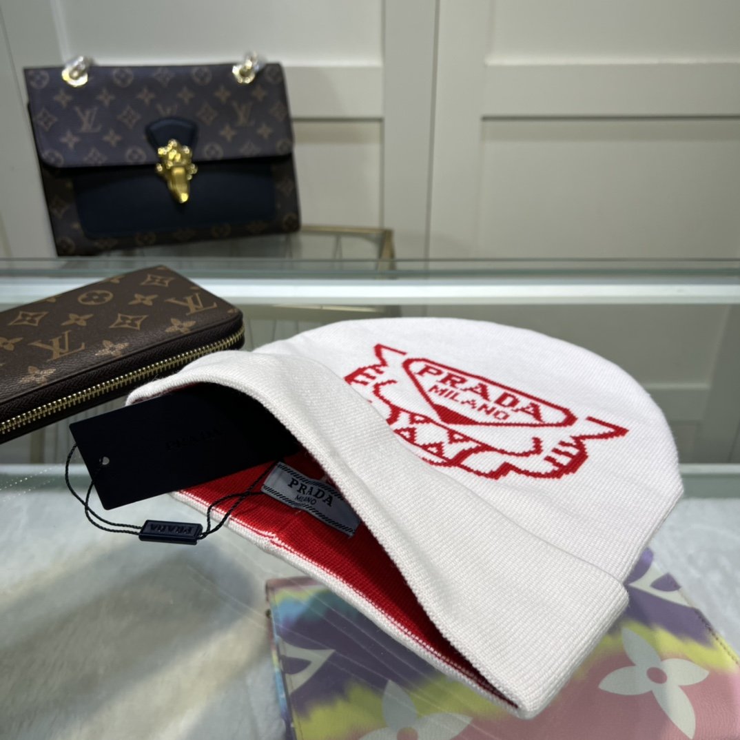 Prada Beanie In White - Soul Replicas