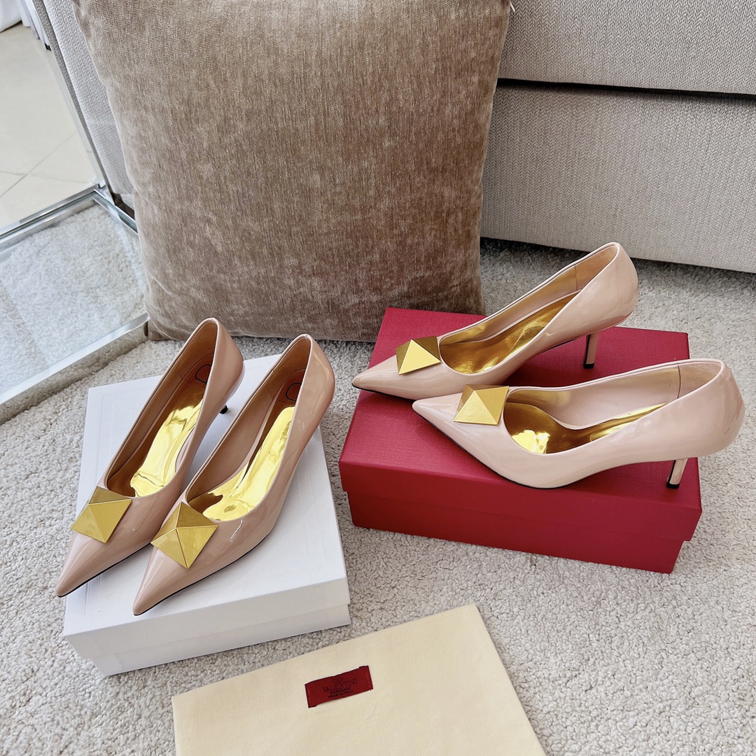 Valentino Garavani One Stud Patent Pump With Maxi Stud Decoration White For Women WS0FH8LAF - Soul Replicas