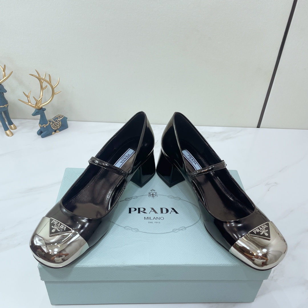 Prada Prada – Color Block With Rear Bridle Block Black For Women Prada - Soul Replicas