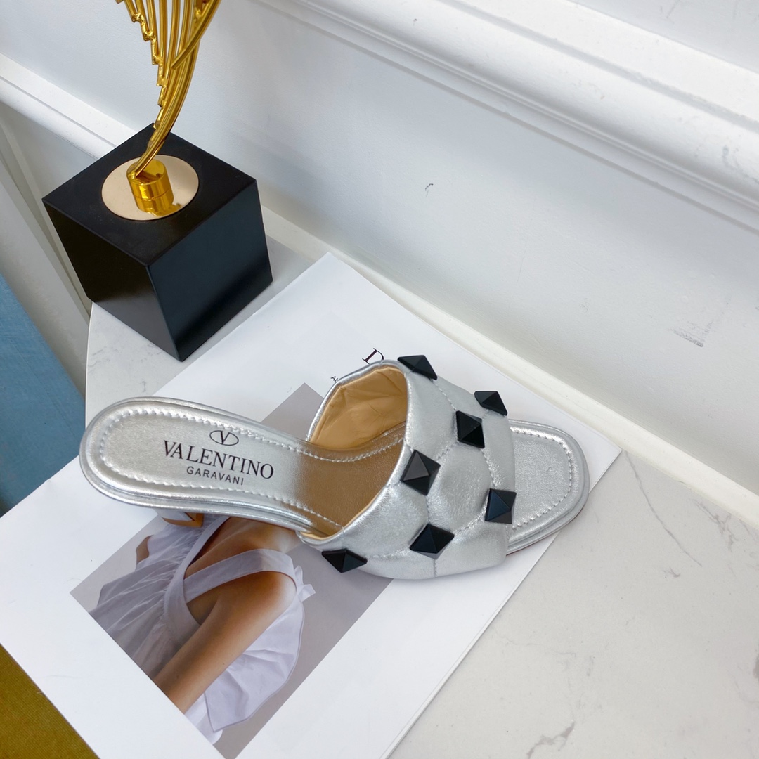 Valentino Garavani Quilted Roman Stud Heeled Sandals Silver For Women XW2S0BK3 - Soul Replicas