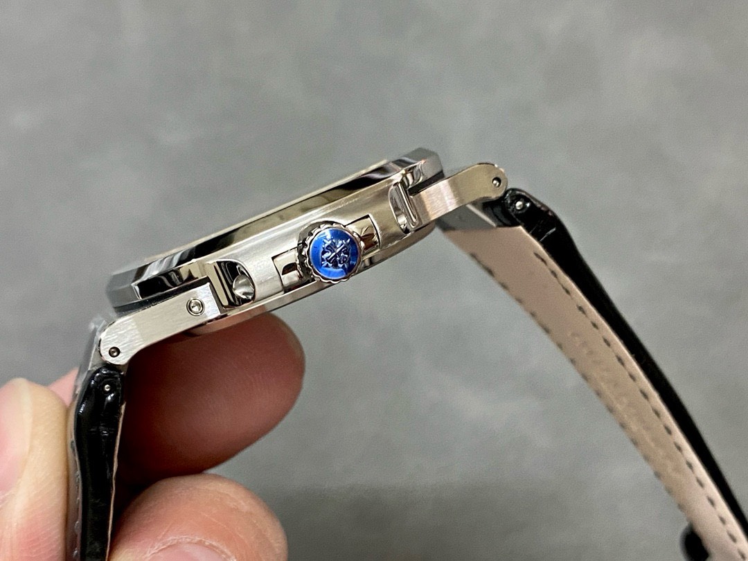 Patek Philippe Best Replica Watch Nautilus 5712 Gray Dial Leather Strap PPF 40mm - Soul Replicas