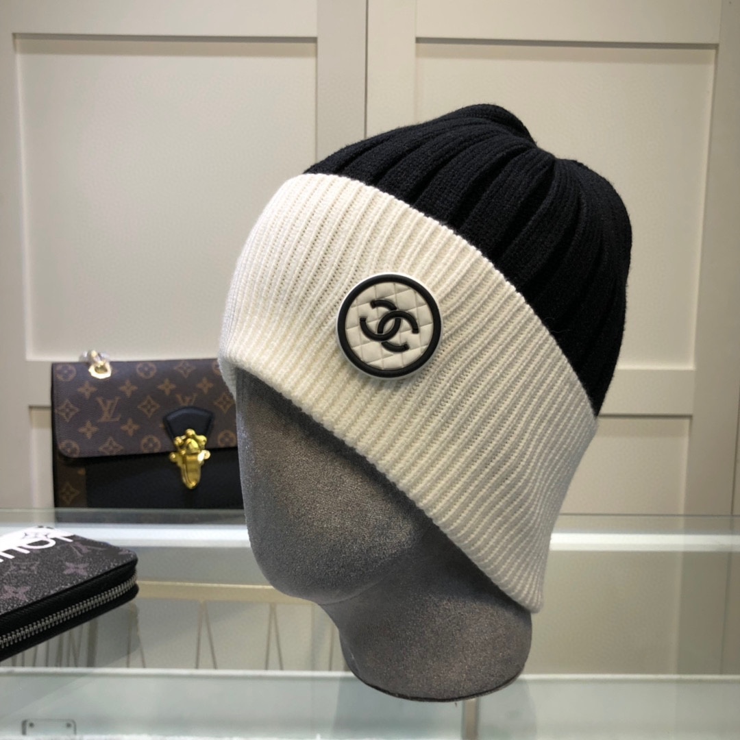 Chanel Beanie In Black & White - Soul Replicas
