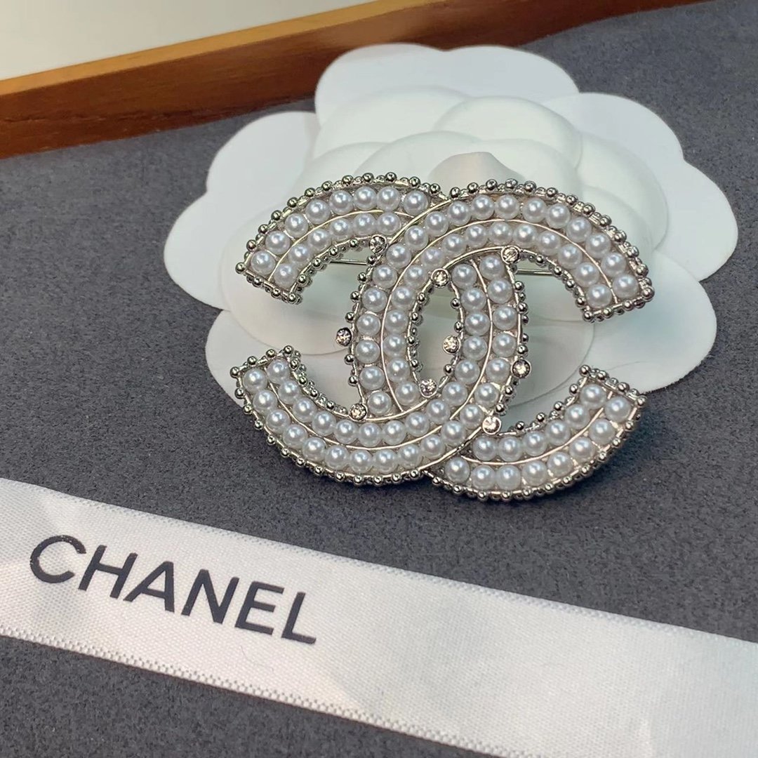 Chanel Brooch - Soul Replicas
