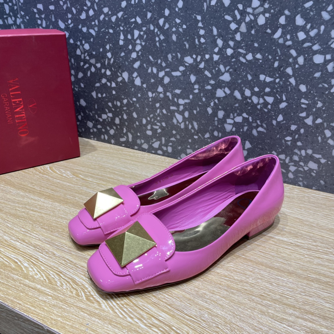 Valentino Garavani One Stud Patent Ballet Flats Pink For Women - Soul Replicas