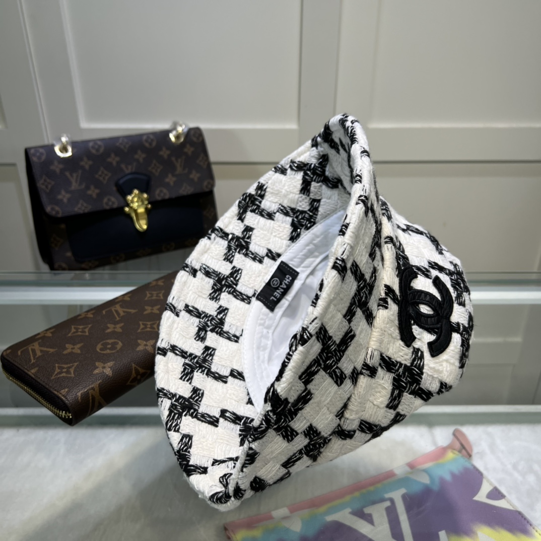 Chanel Cloche Hat White Chanel Hat - Soul Replicas