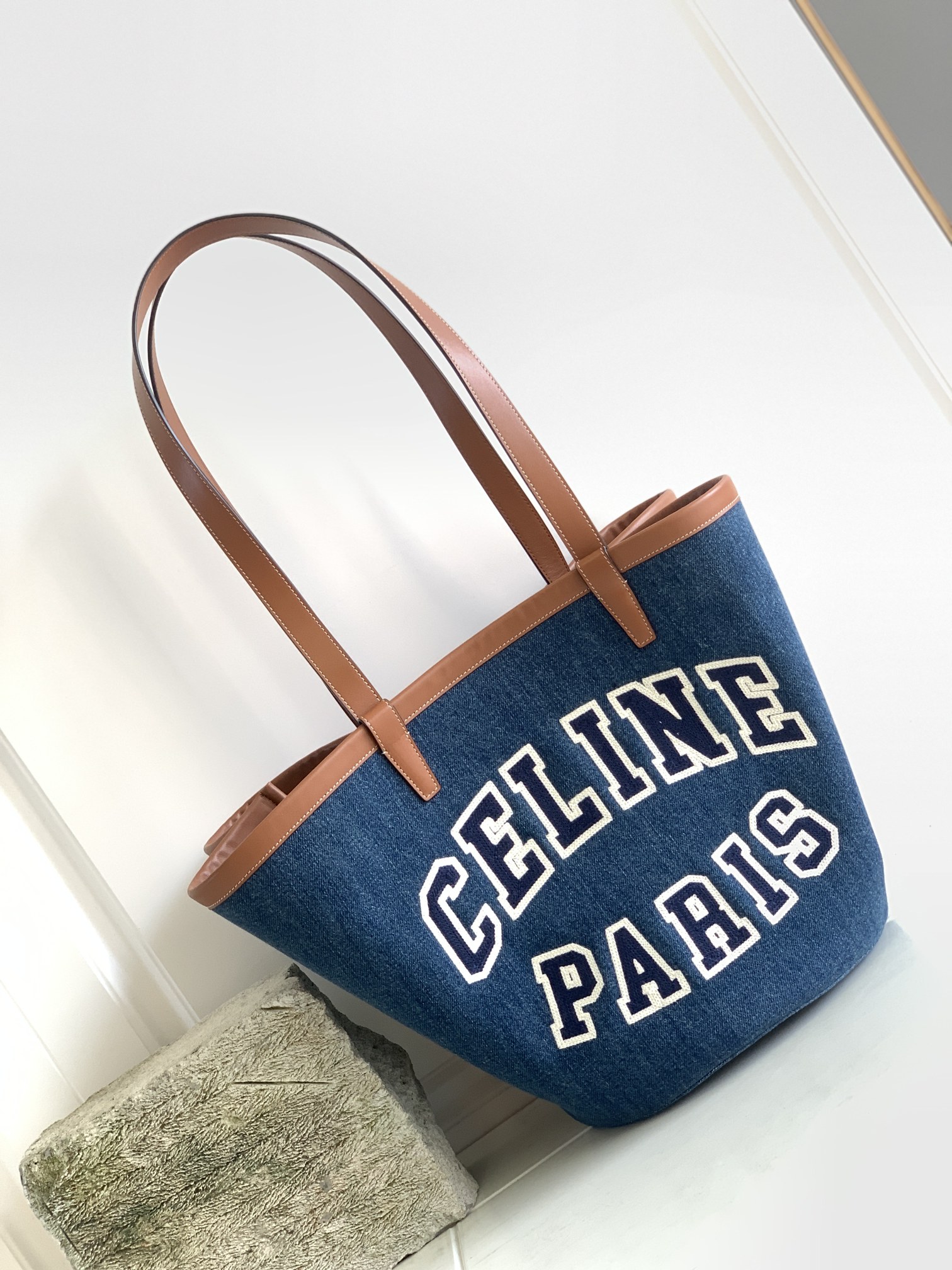 Celine Large Couffin In Denim With Celine Paris Navy / Tan For Women 26in/67cm 196262EF6.07AT - Soul Replicas