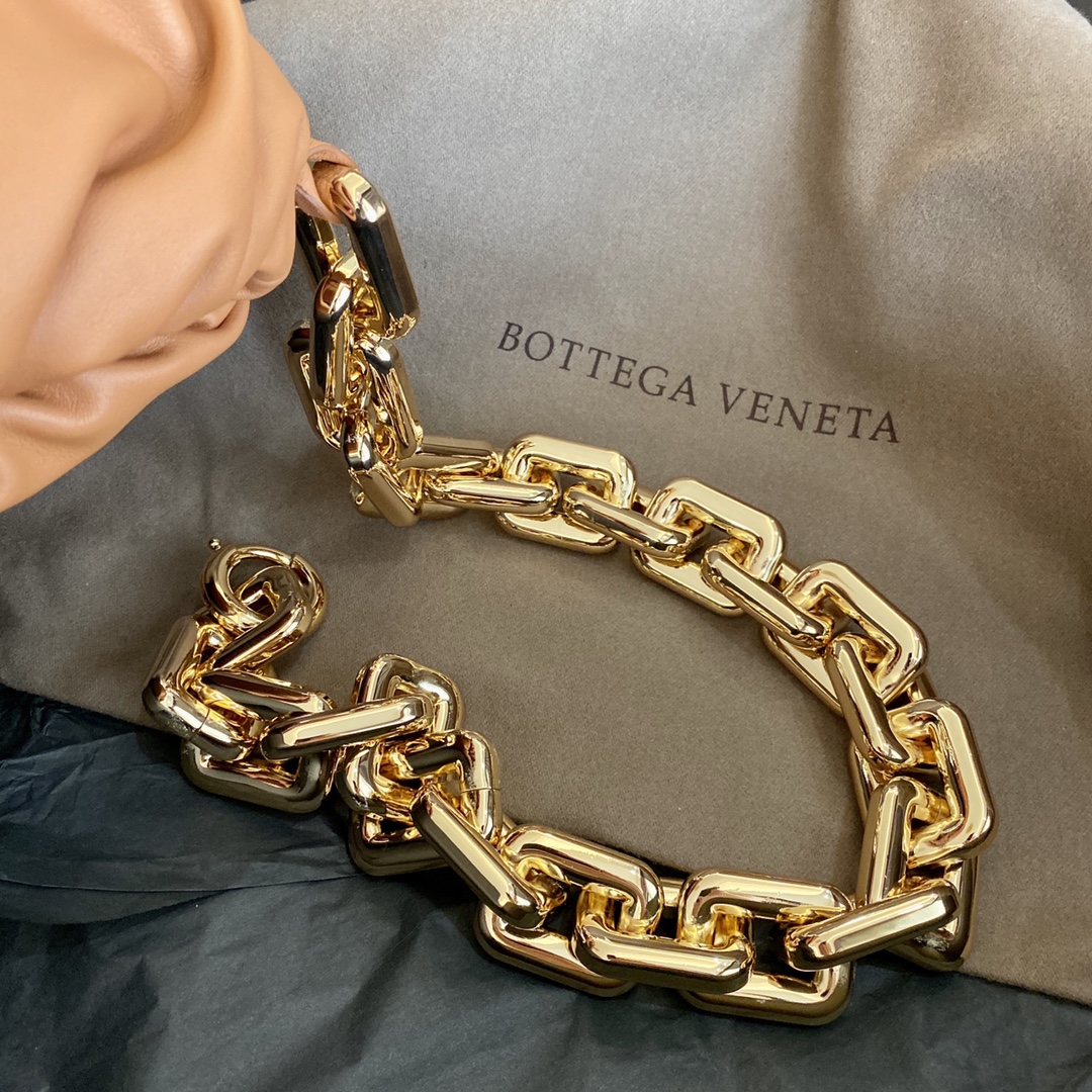 Bottega Veneta Chain Pouch Light Orange. For Women. Women's Bags 12.2in/31cm - Soul Replicas