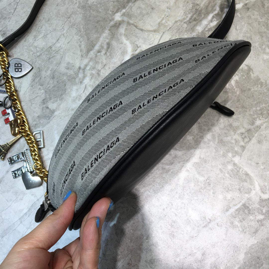 Balenciaga Souvenir XS Belt Bag In Gray. For Women. Women-s Bags 9.5in/24cm - Soul Replicas