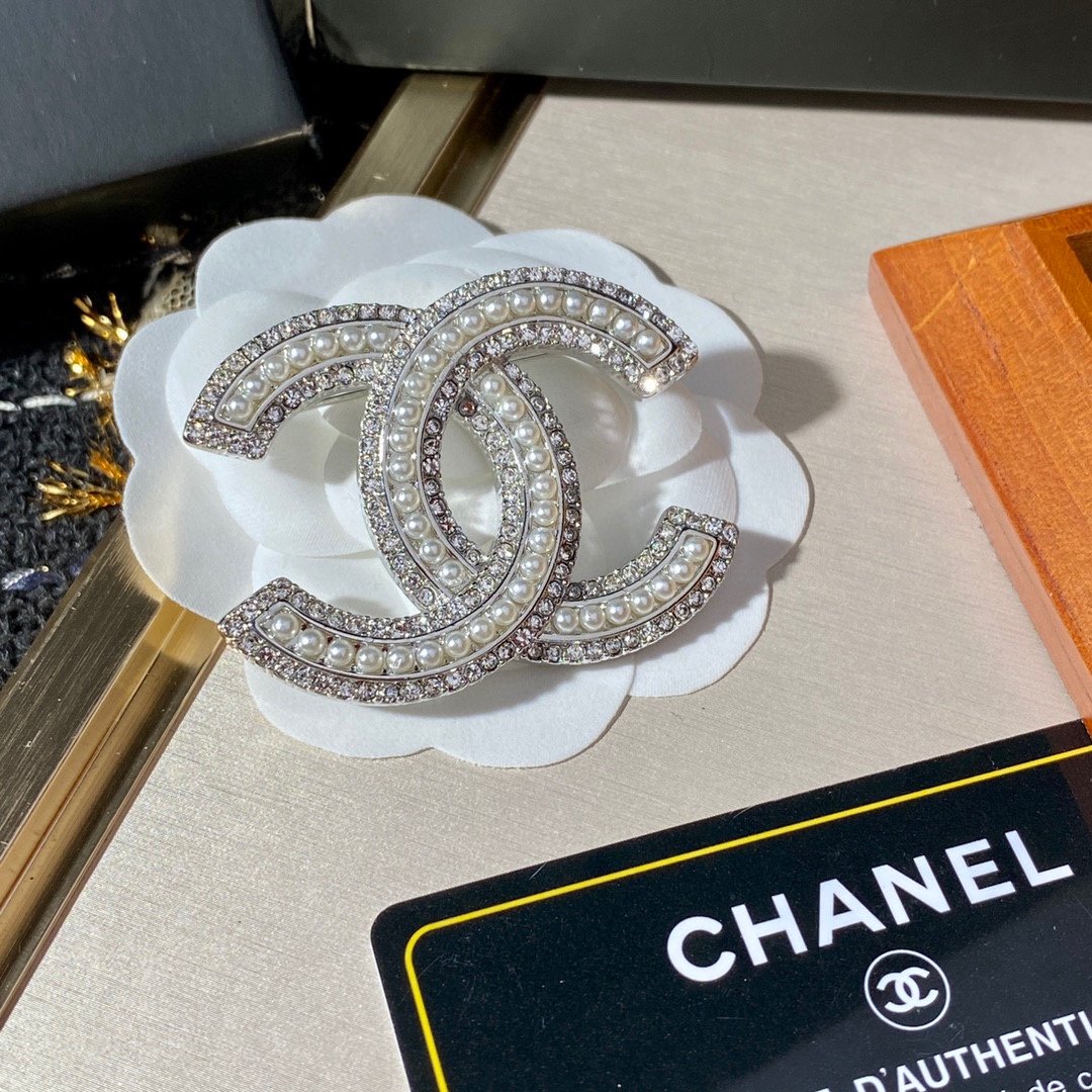 Chanel Brooch - Soul Replicas