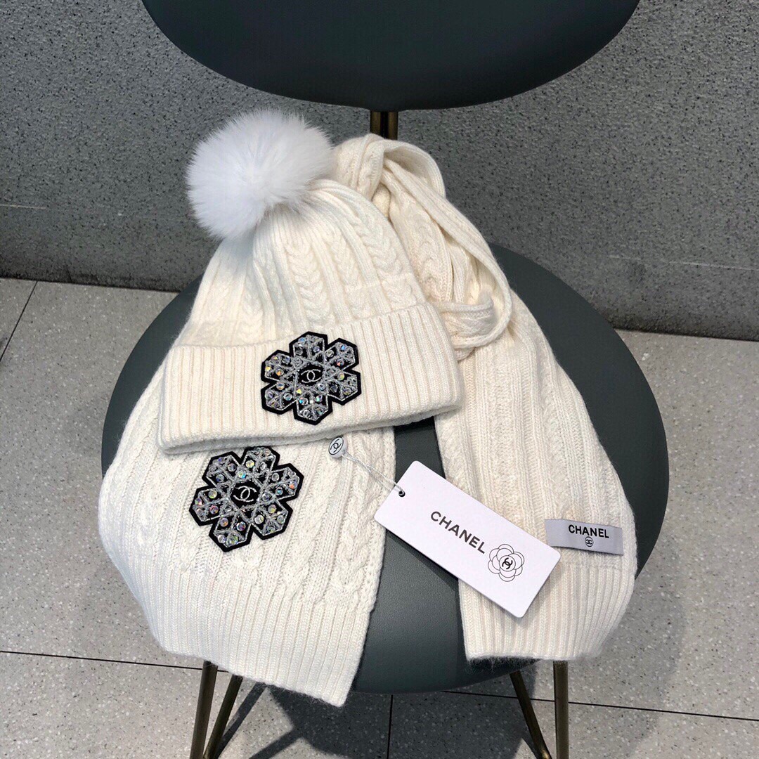 Chanel Beanie White - Soul Replicas