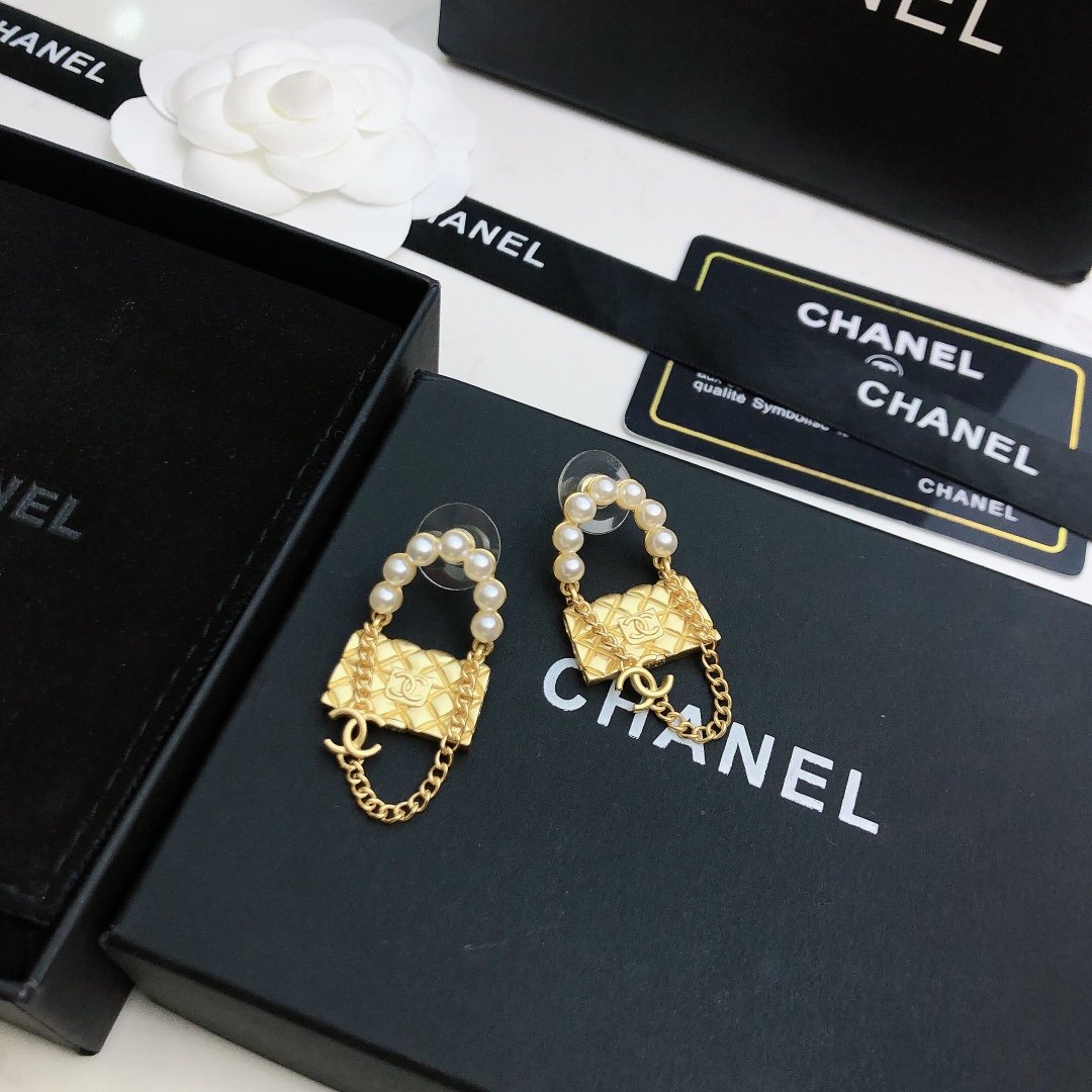 Chanel Earrings - Soul Replicas