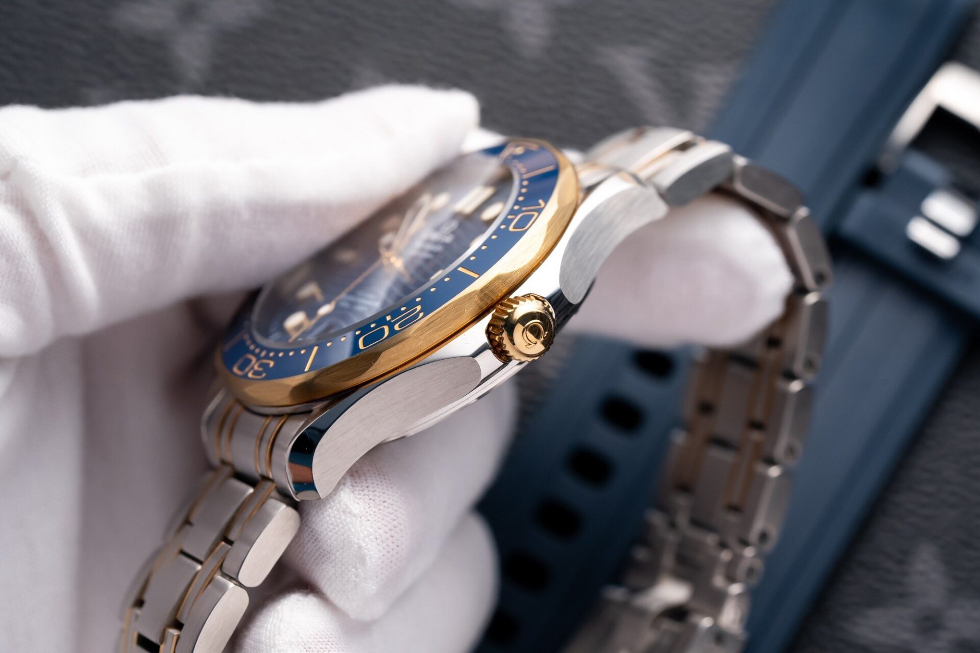 Omega Seamaster DemiGod Replica 1:1 Watch Blue Dial 42mm - Soul Replicas