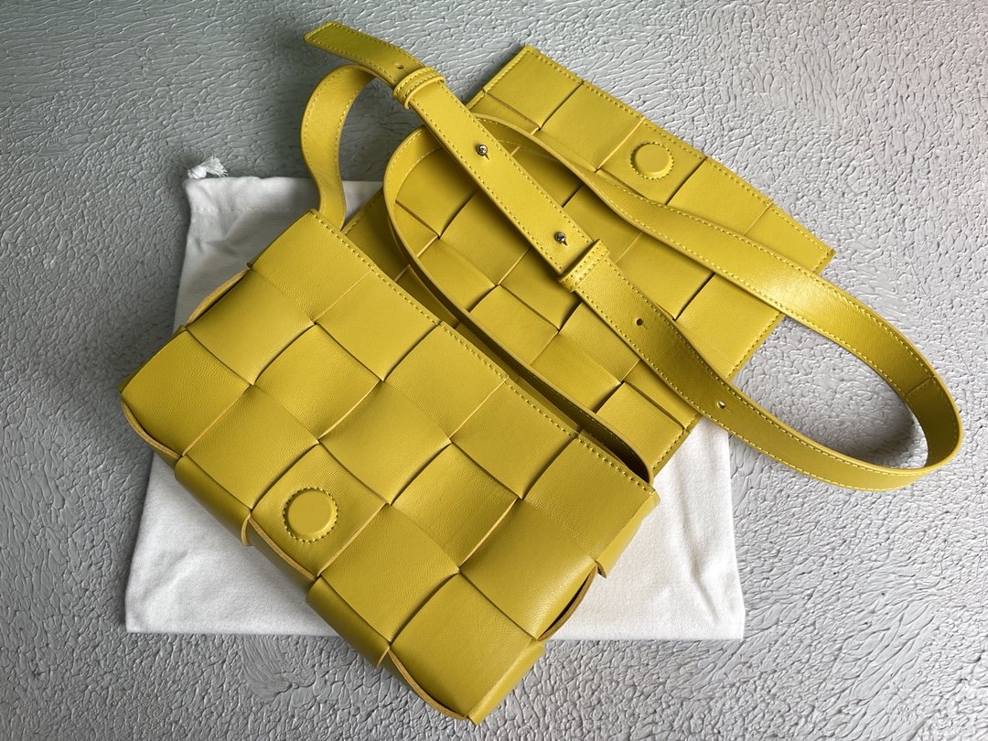 Bottega Veneta Cassette Yellow. For Women. Women's Bags 9.1in/23cm - Soul Replicas