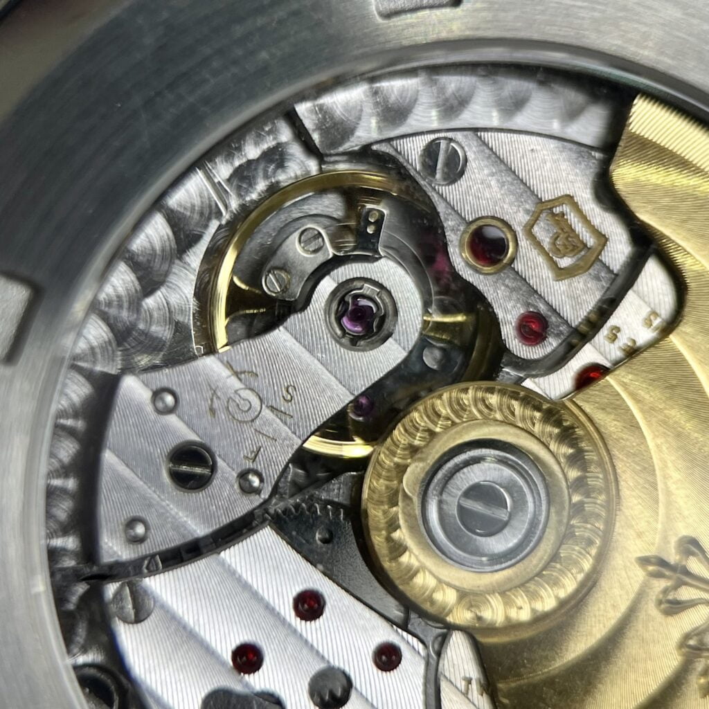 Patek Philippe Replica Watch Aquanaut 5168G Custom Moissanite Baguette Diamonds Blue Dial 42.2mm - Soul Replicas