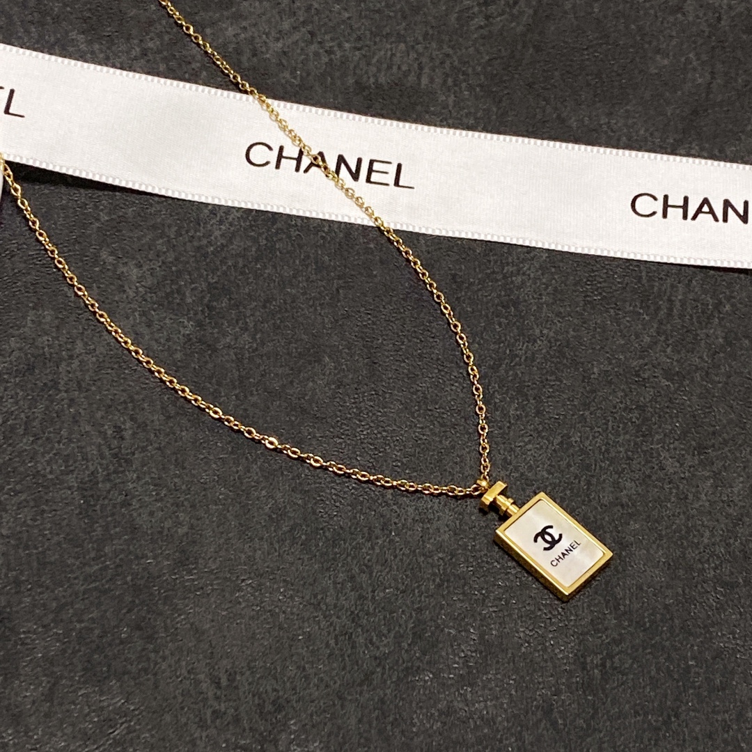 Chanel Necklace - Soul Replicas