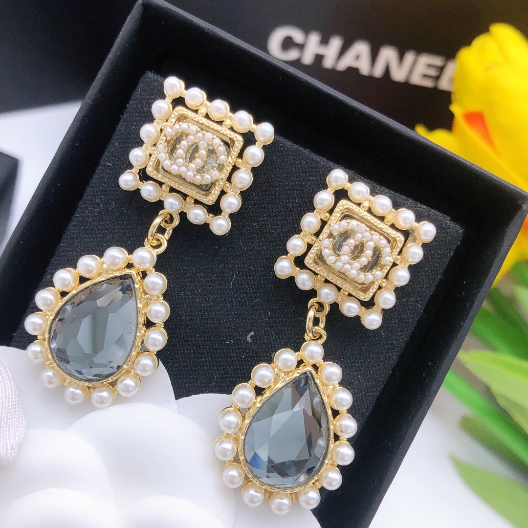 Chanel Earrings - Soul Replicas