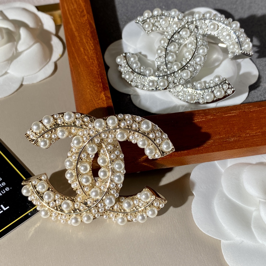 Chanel Brooch - Soul Replicas