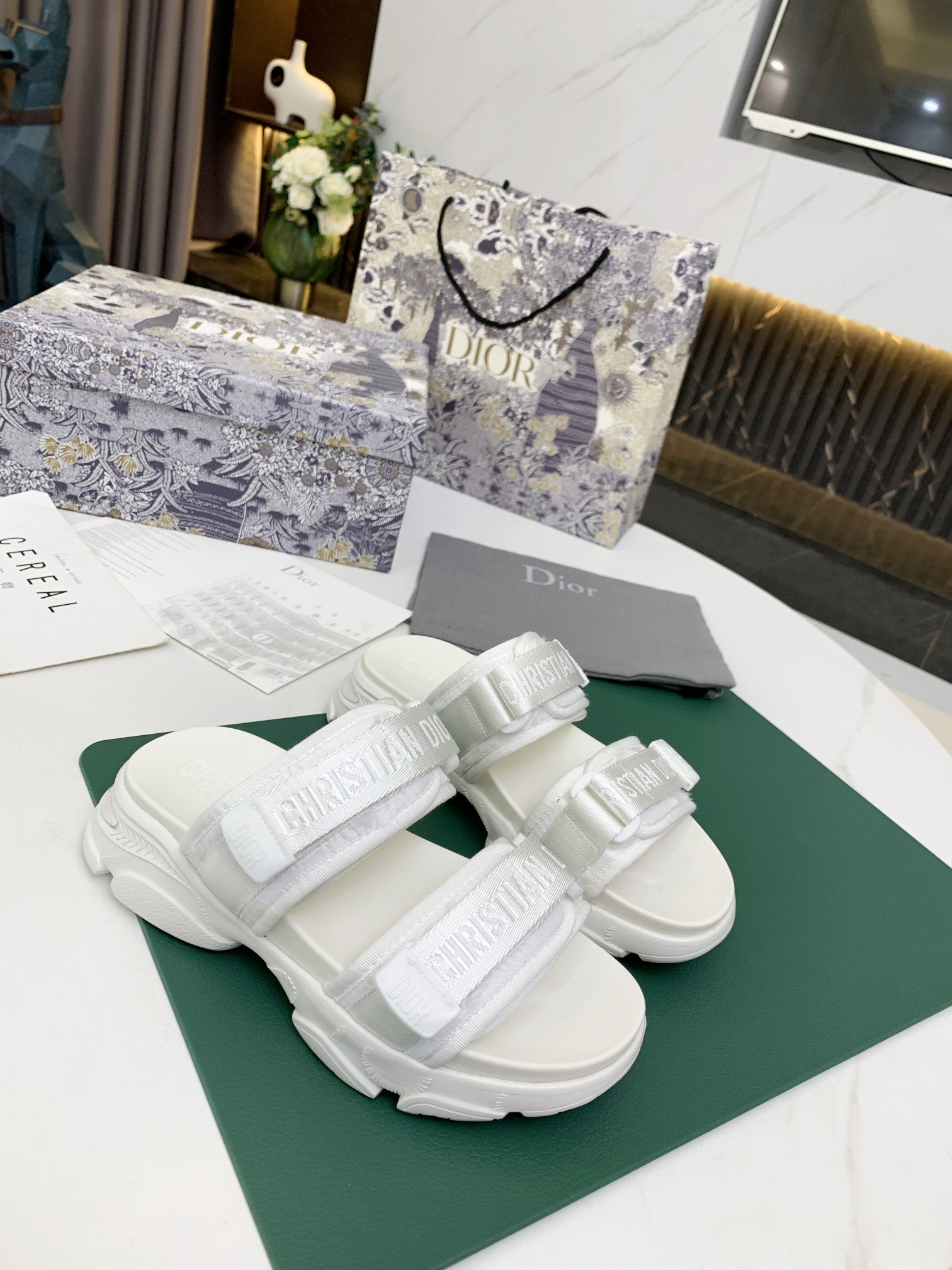 Christian Dior Women's D-Wander Slide Bright White For Women CD - Soul Replicas