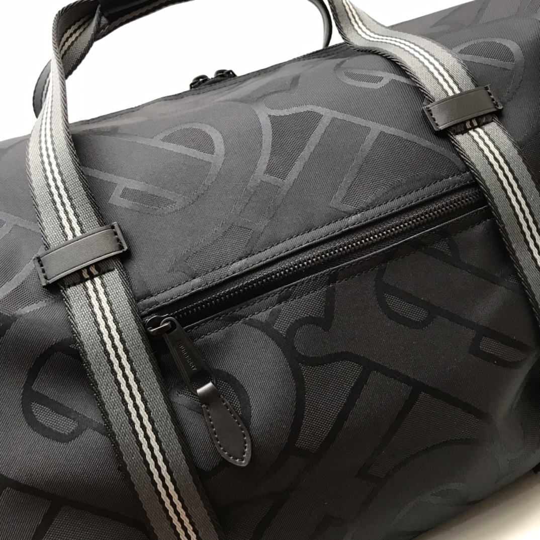 Burberry Monogram Recycled Polyester Jacquard Holdall Black For Men. Men-s Bags 19.7in/50cm - Soul Replicas