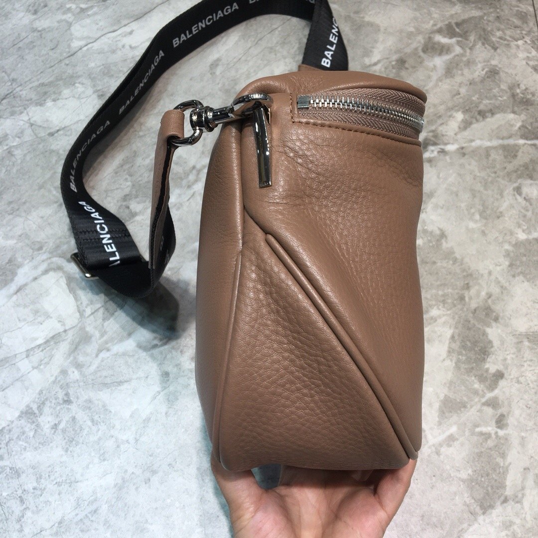 Balenciaga Sling Bag In Brown. For Women. Women-s Bags 9.1in/23cm - Soul Replicas