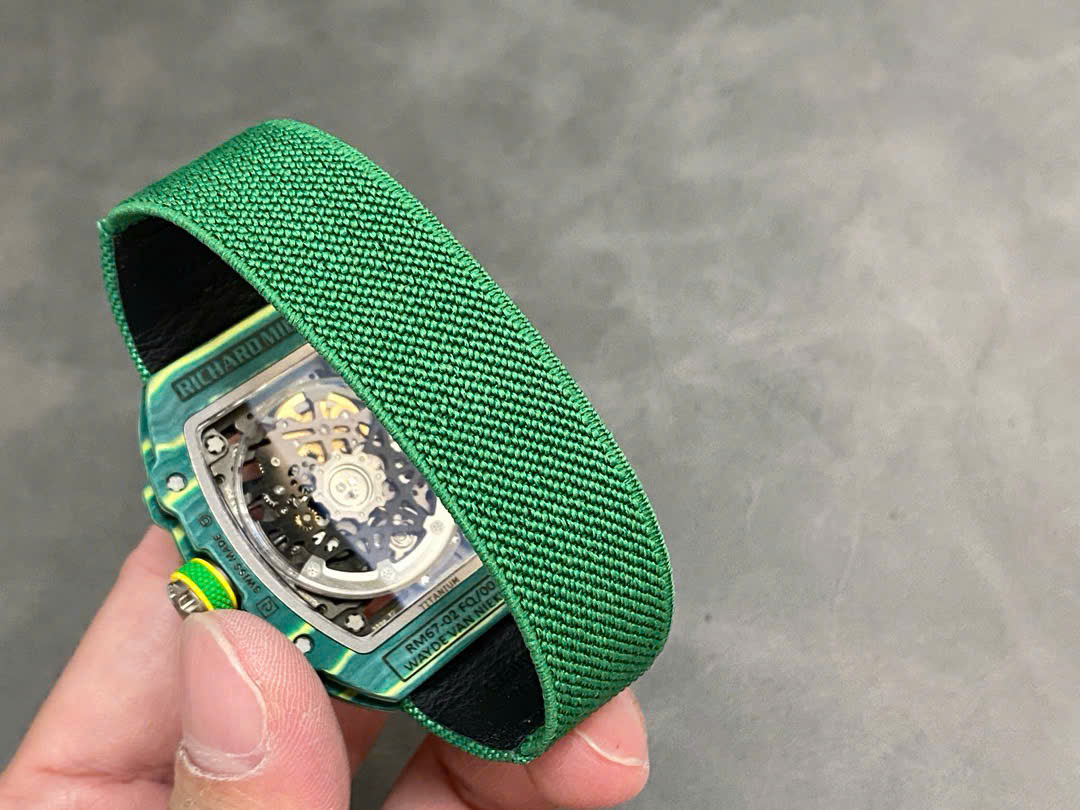 Richard Mille RM67-02 Case Green Carbon Refined Super Light 37 Grams 38.7×47.52mm - Soul Replicas