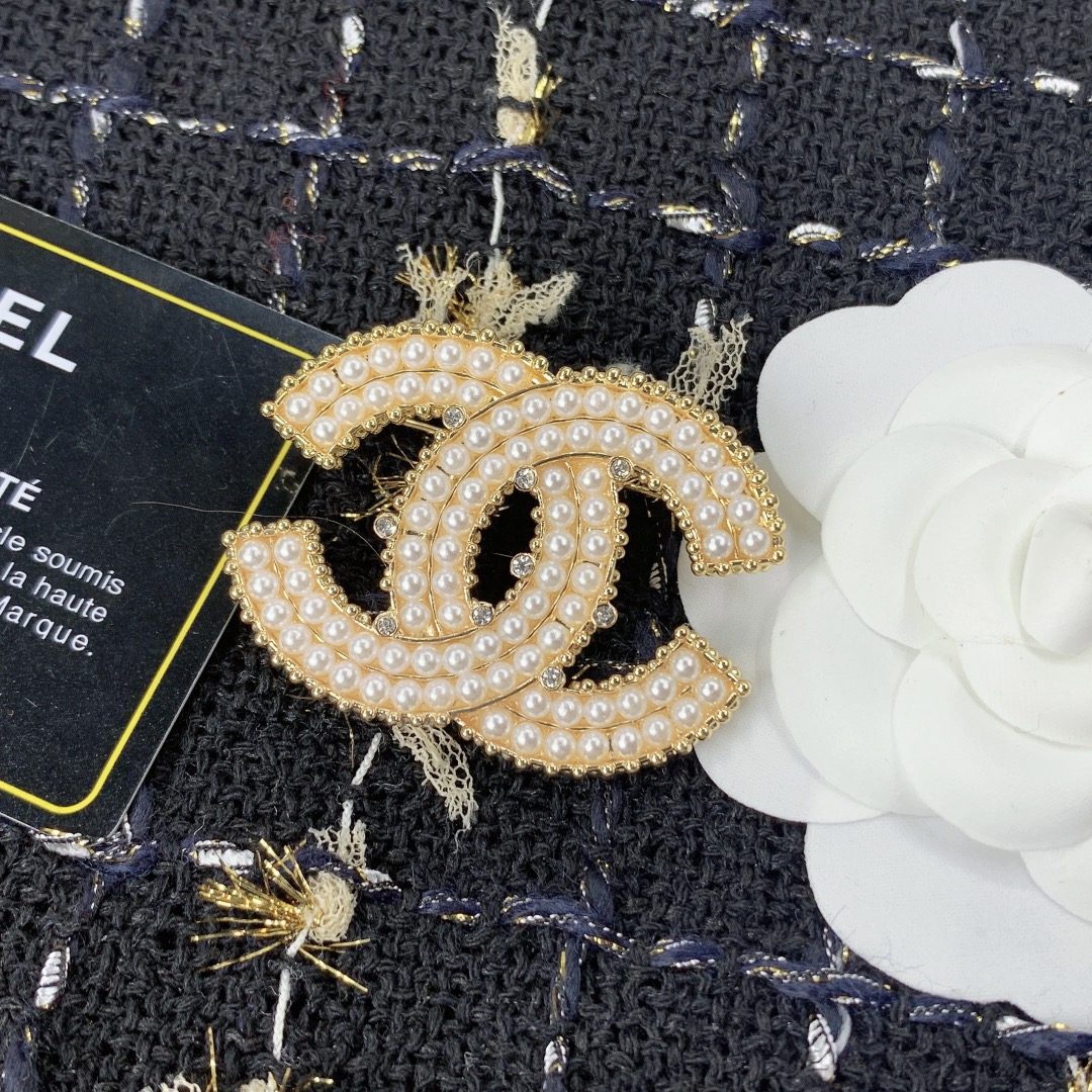 Chanel Brooch - Soul Replicas