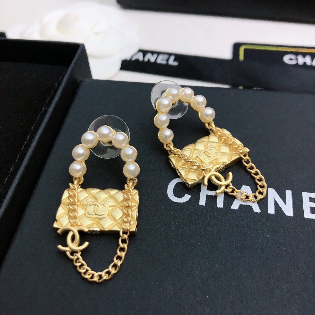 Chanel Earrings - Soul Replicas