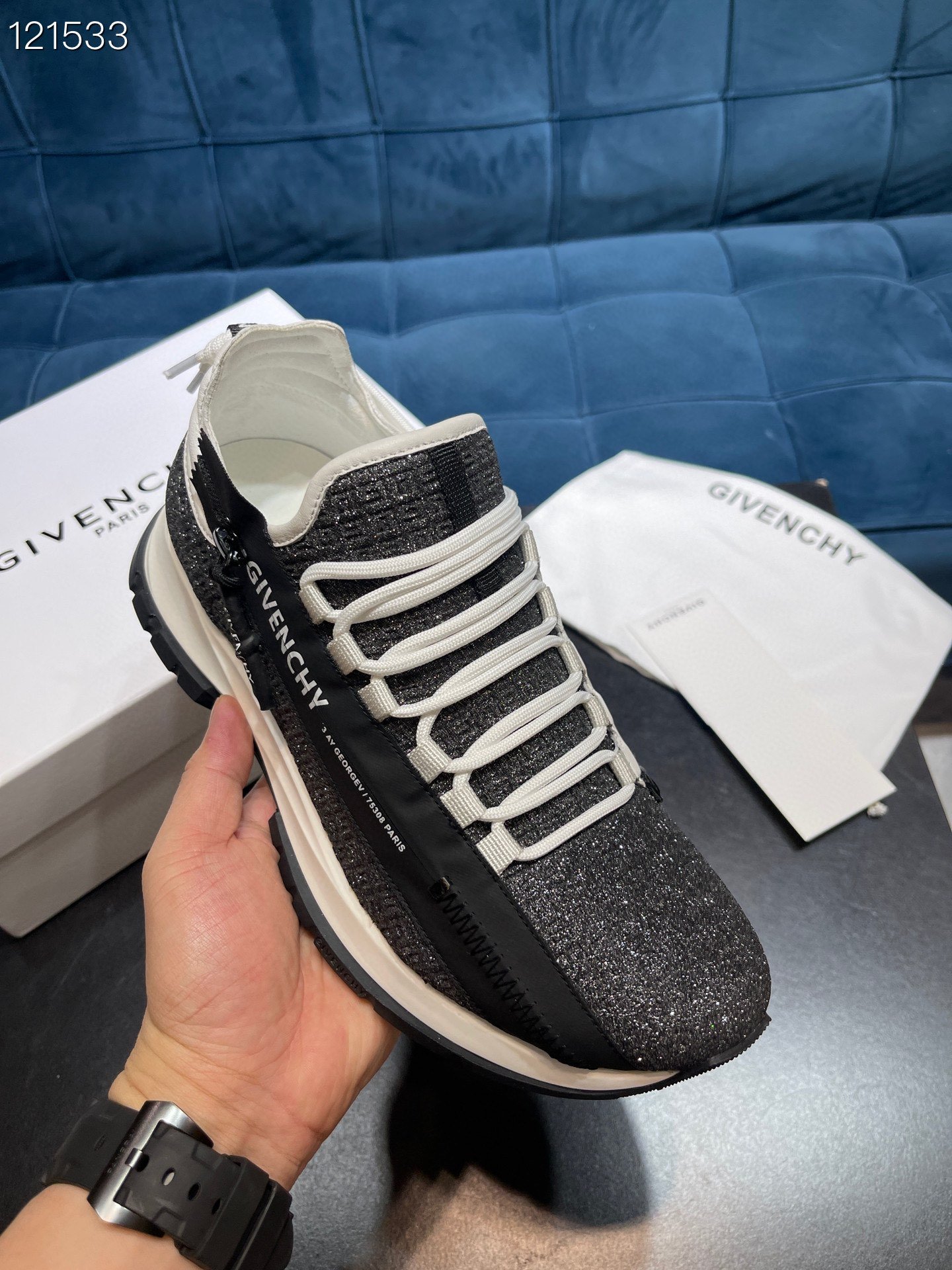 Givenchy Specter Low Runner Black And White For Men - Soul Replicas