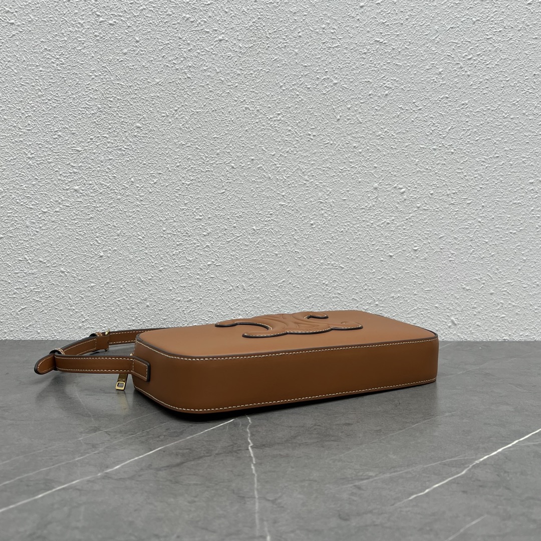 Celine Camera Shoulder Bag Cuir Triomphe Brown For Women 10in/26cm 199183DU3.04LU - Soul Replicas