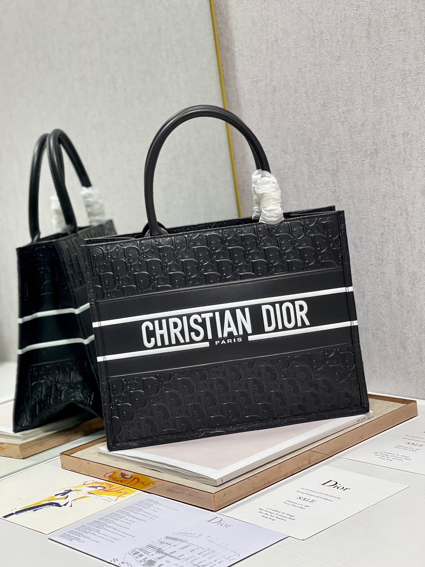 Christian Dior Medium Dior Book Tote Black. For Women. Women's Handbags 14in/36cm CD - Soul Replicas