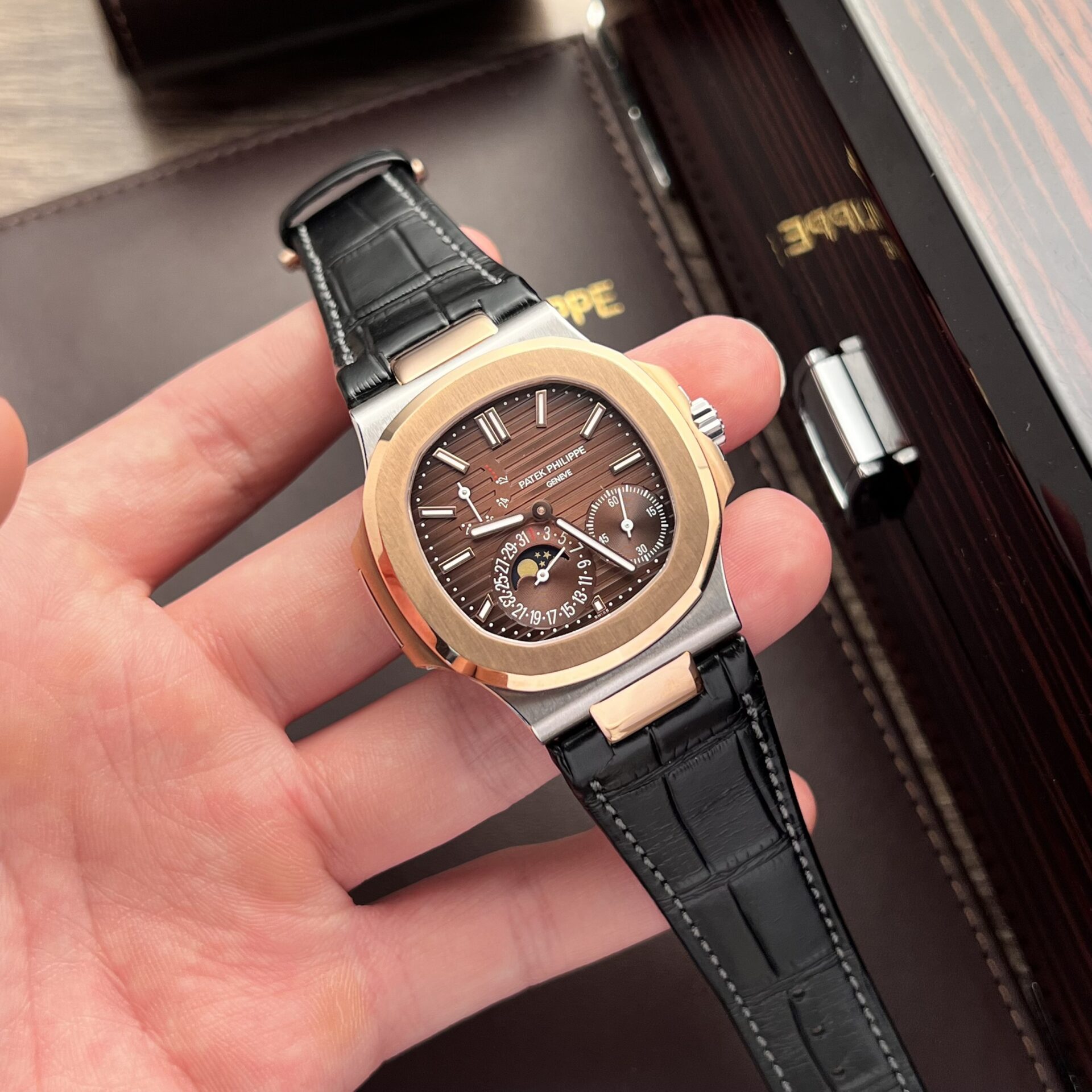 Patek Philippe 5712R Demi Rose Gold High Quality Replica Watch Factory GR 40mm - Soul Replicas