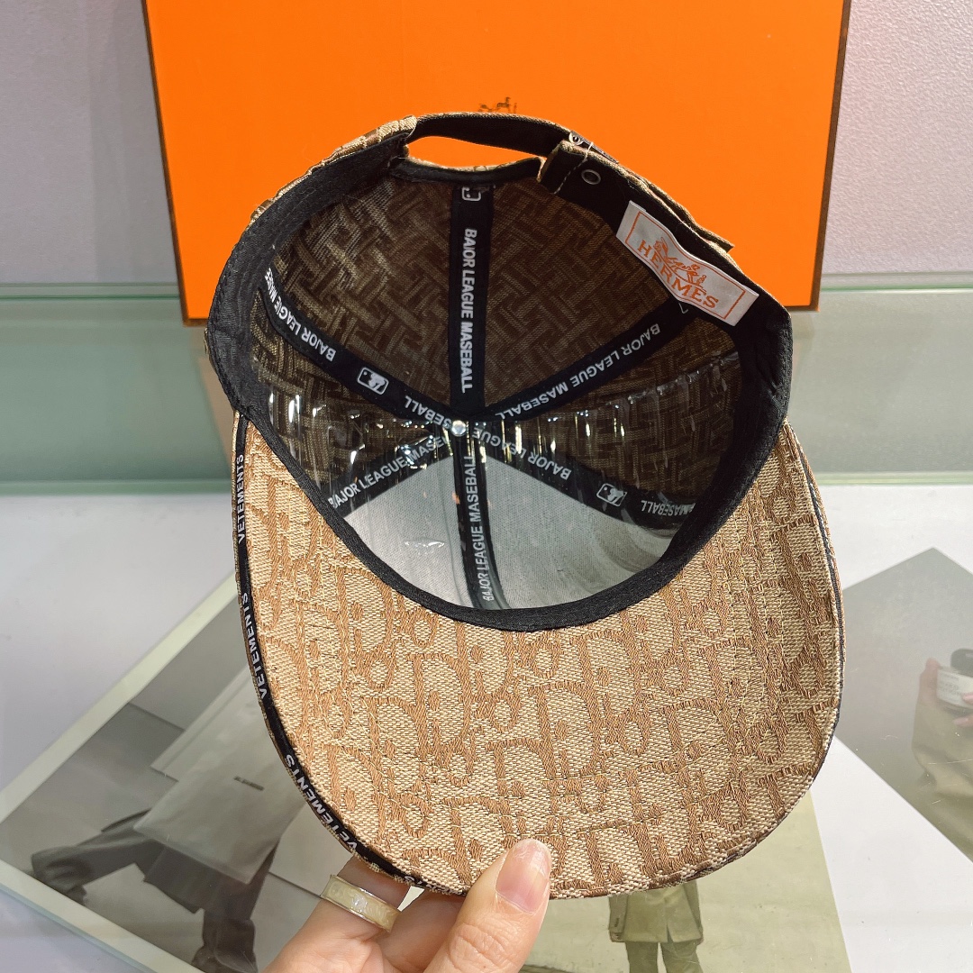 Hermes Davis H Primavera Cap Beige Hermes Cap - Soul Replicas