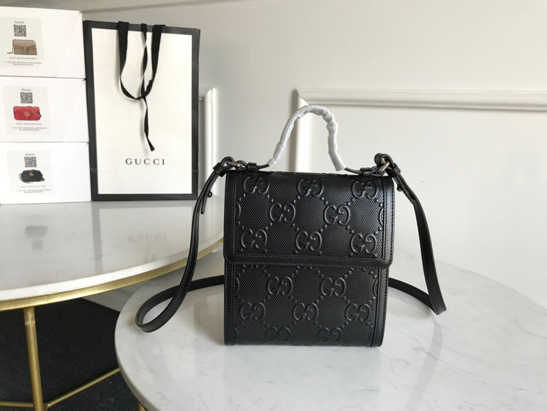Gucci Embossed Messenger Bag Black Gucci Embossed For Men 8.1in/20.5cm Gucci 625782 1W3AN 1000465 - Soul Replicas