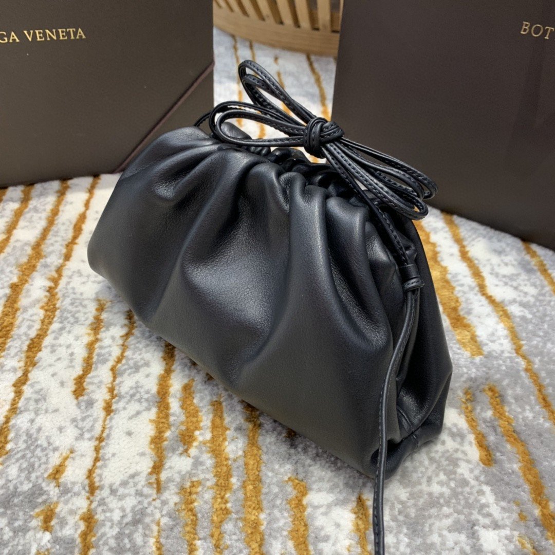 Bottega Veneta Mini Pouch For Women 8.6in/22cm In Black 585852VCP401229 - Soul Replicas