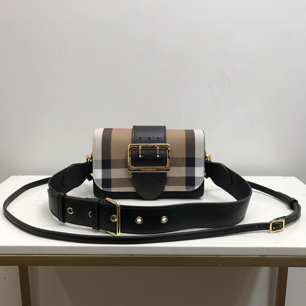 Burberry Small Bridle House Check And Buckle Crossbody Black For Women. Women-s Bags 7.8in/20cm - Soul Replicas