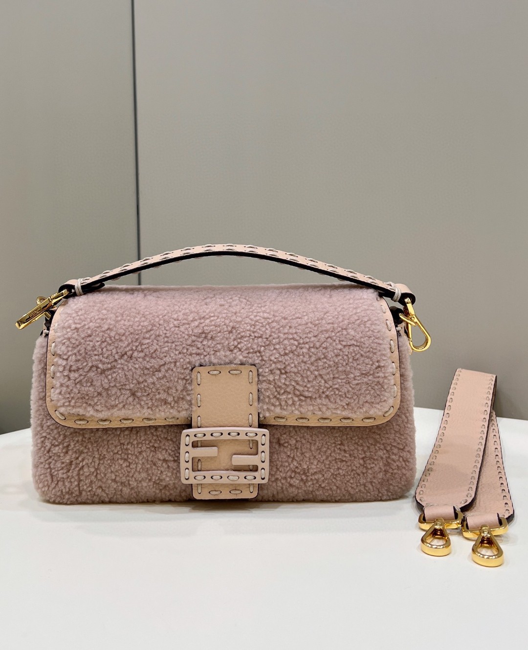 Fendi Baguette Pink Sheepskin Bag For Woman 27cm/10.5in 8BR600AH96F1F7N - Soul Replicas