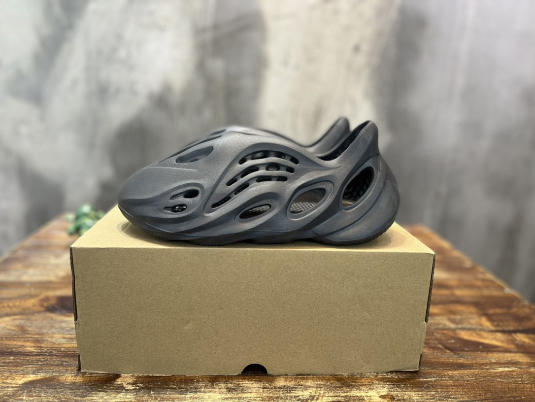 Adidas YZ Foam Runner Onyx Black For Women HP8739 - Soul Replicas