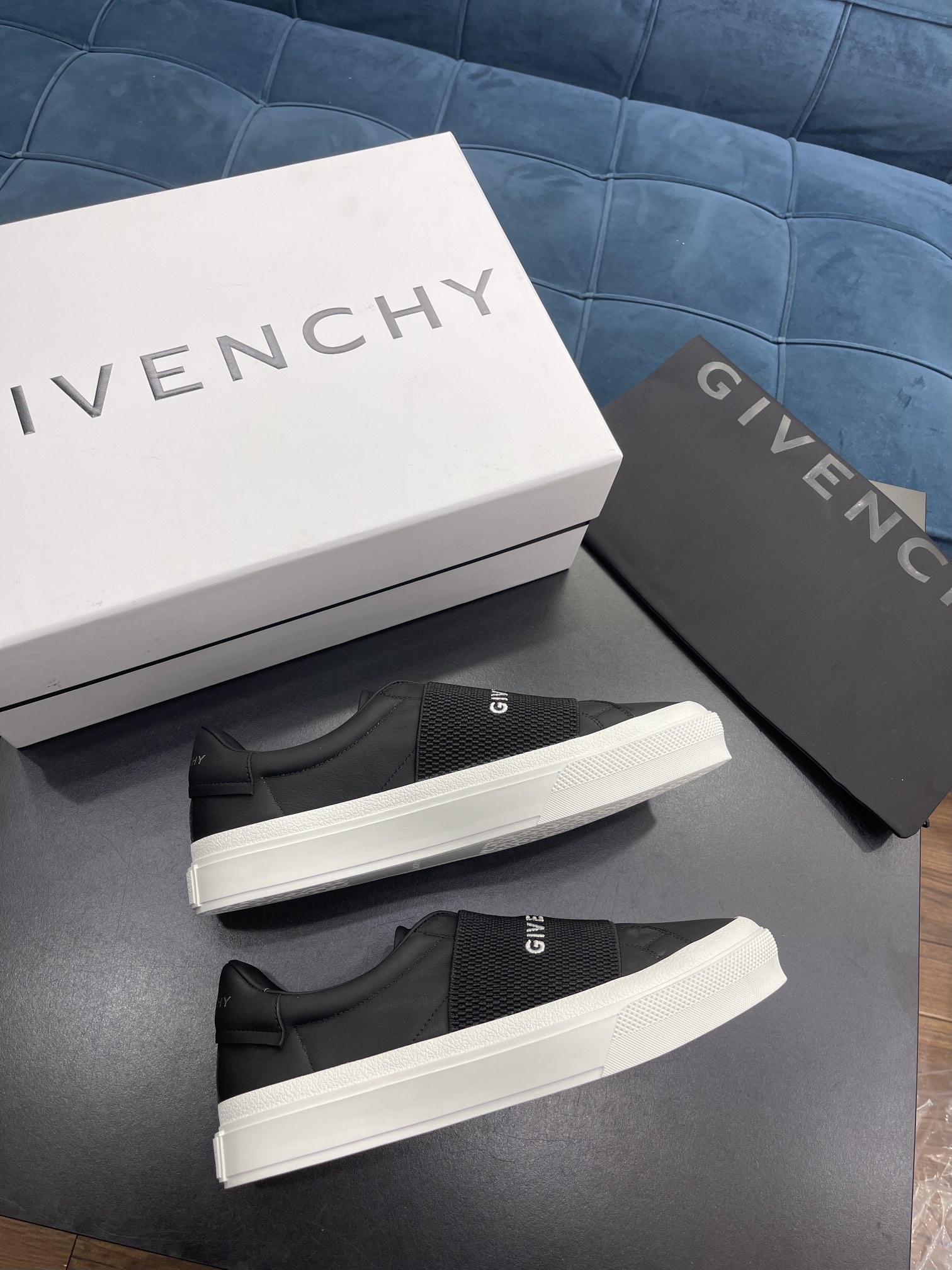 Givenchy Sneakers With Elastic Band Black For Men GVC BH005XH16Y-001 - Soul Replicas
