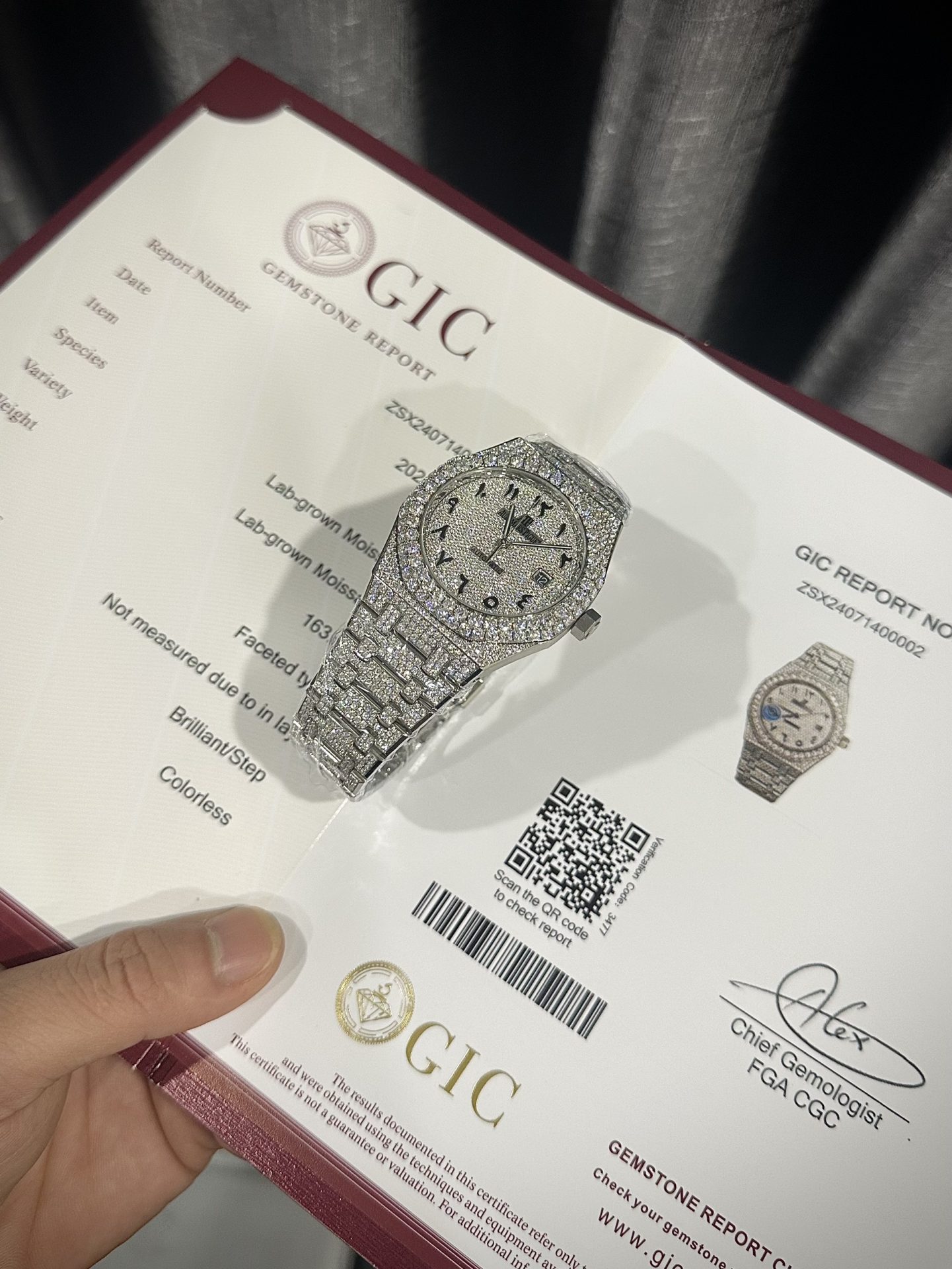 Audemars Piguet Best Replica Watch Royal Oak Custom Moissanite Diamonds 41mm - Soul Replicas