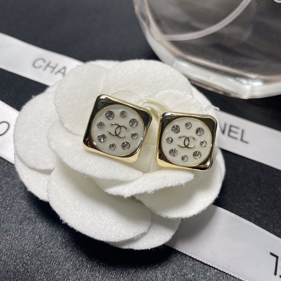 Chanel Earrings - Soul Replicas