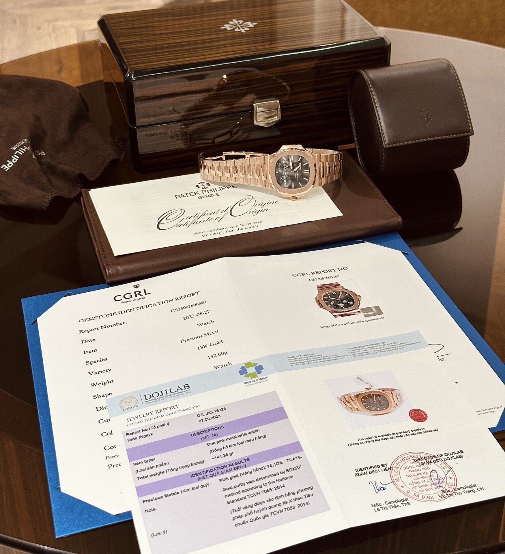 Patek Philippe Best Replica Watch Nautilus 5712R Gold Wrapped GR Factory 40mm - Soul Replicas