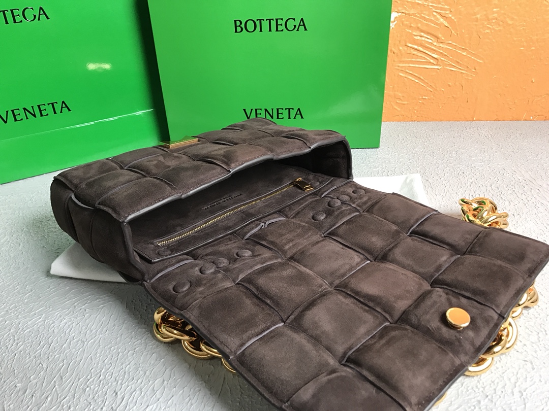 Bottega Veneta Chain Cassette Fondant. For Women. Women's Bags 10.2in/26cm 631421V04N02132 - Soul Replicas